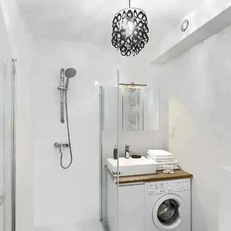 333 - No.1 Apartment *