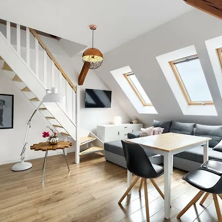333 - No.1 Apartament